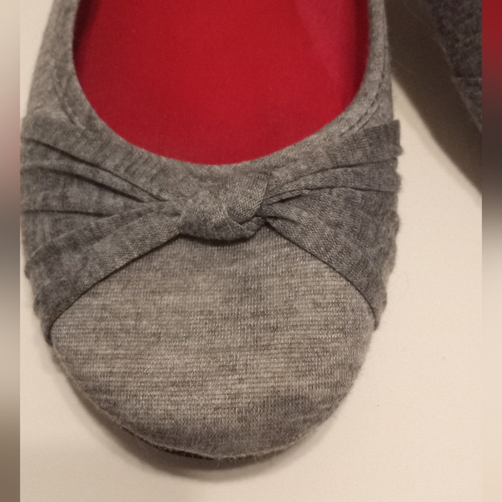 Grey flats - Picture 5 of 9